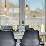 Haraldina - 350m To The Fjord By Interhome *