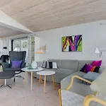 Haraldina - 350m To The Fjord By Interhome *