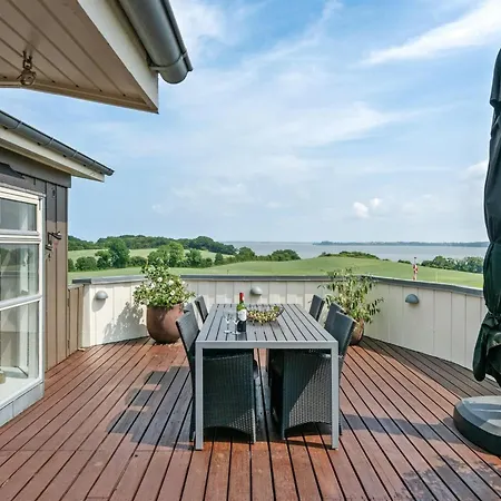Haraldina - 350m To The Fjord By Interhome *