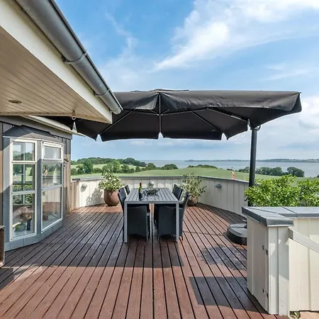 Tatil Evi Haraldina - 350m To The Fjord By Interhome