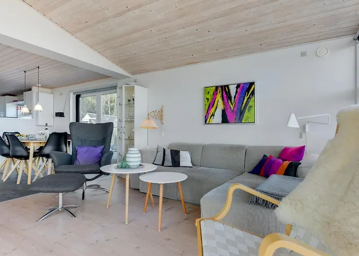 Haraldina - 350m To The Fjord By Interhome *